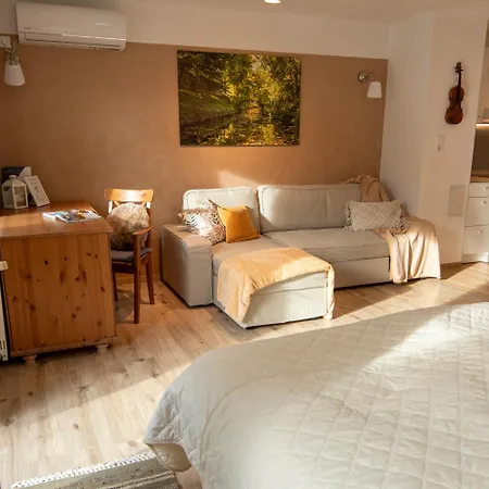 Marilla Apartman Tata