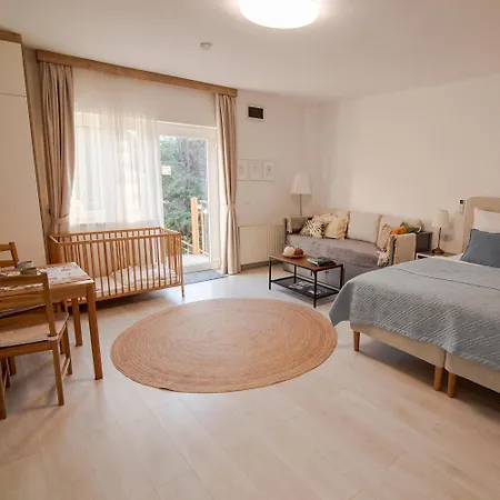 Marilla Apartman Tata